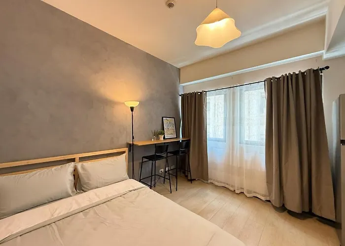 Cozy In Salcedo Village Makati Apartment *